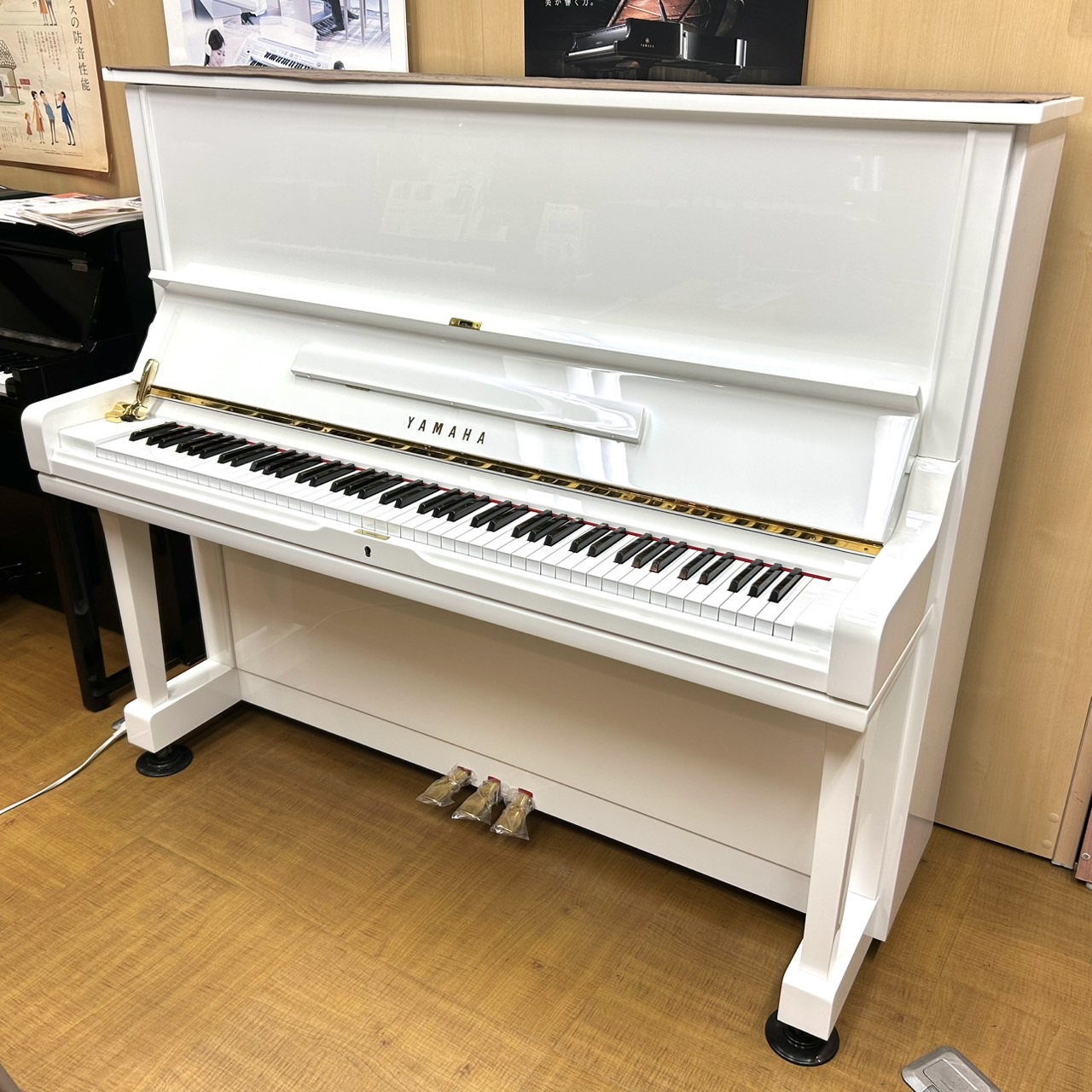 中古アップライトピアノ【ヤマハ／U3A(白)】名古屋 八田本店